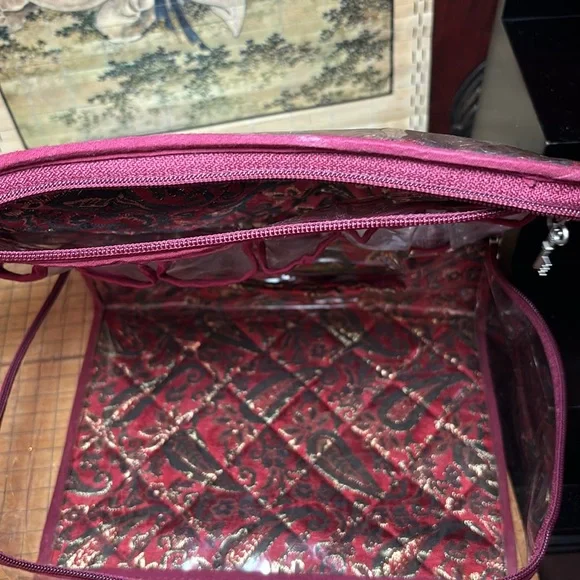 Travel Makeup Cosmetics Jewelry Bag Red Paisley Quilt Large 10”Lx8.25”Wx4”D GUC - Picture 14 of 17